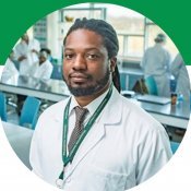 Dr. Milton Muldrow portraitit